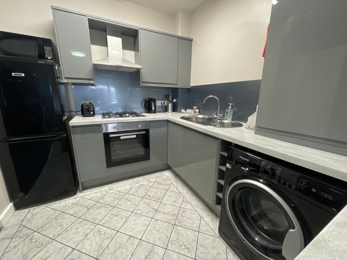 Mays Apartments - 102 Mill Street, Free Parking, 2 Minute Walk To Baltic Market And City Centre - Apartments Sleep 1-10 Guests Liverpool Dış mekan fotoğraf