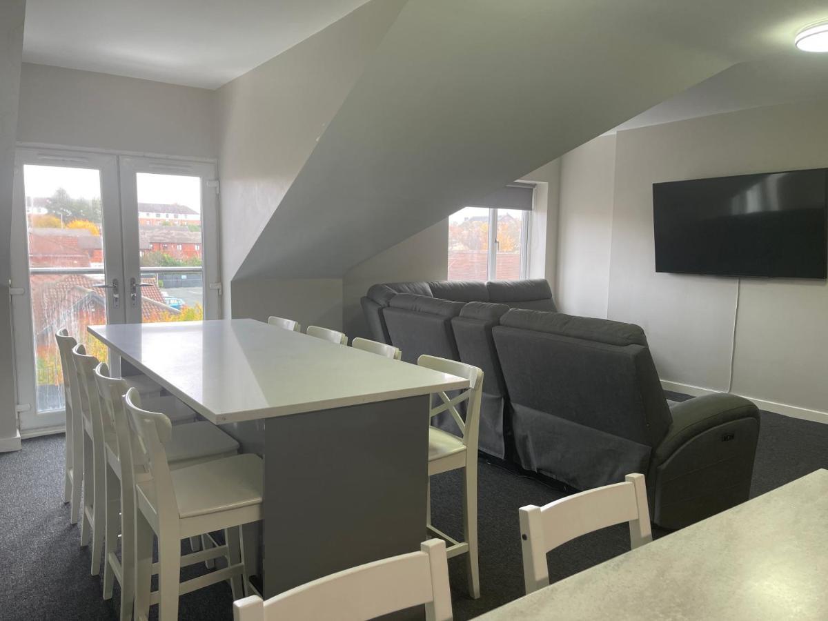 Mays Apartments - 102 Mill Street, Free Parking, 2 Minute Walk To Baltic Market And City Centre - Apartments Sleep 1-10 Guests Liverpool Dış mekan fotoğraf
