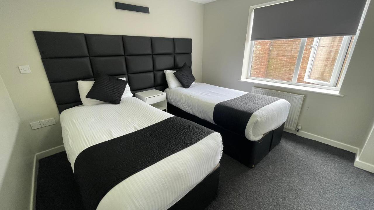 Mays Apartments - 102 Mill Street, Free Parking, 2 Minute Walk To Baltic Market And City Centre - Apartments Sleep 1-10 Guests Liverpool Dış mekan fotoğraf