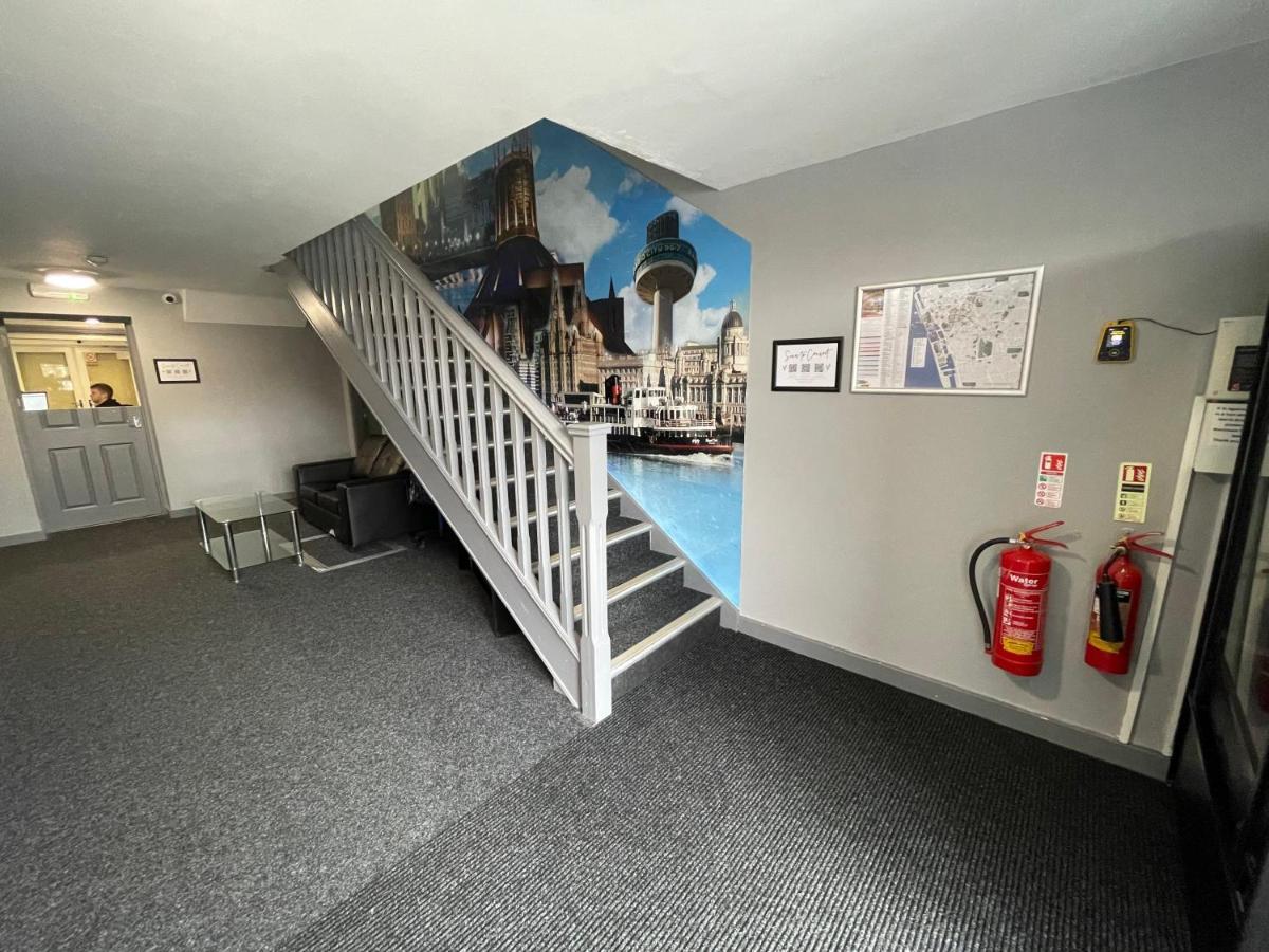 Mays Apartments - 102 Mill Street, Free Parking, 2 Minute Walk To Baltic Market And City Centre - Apartments Sleep 1-10 Guests Liverpool Dış mekan fotoğraf