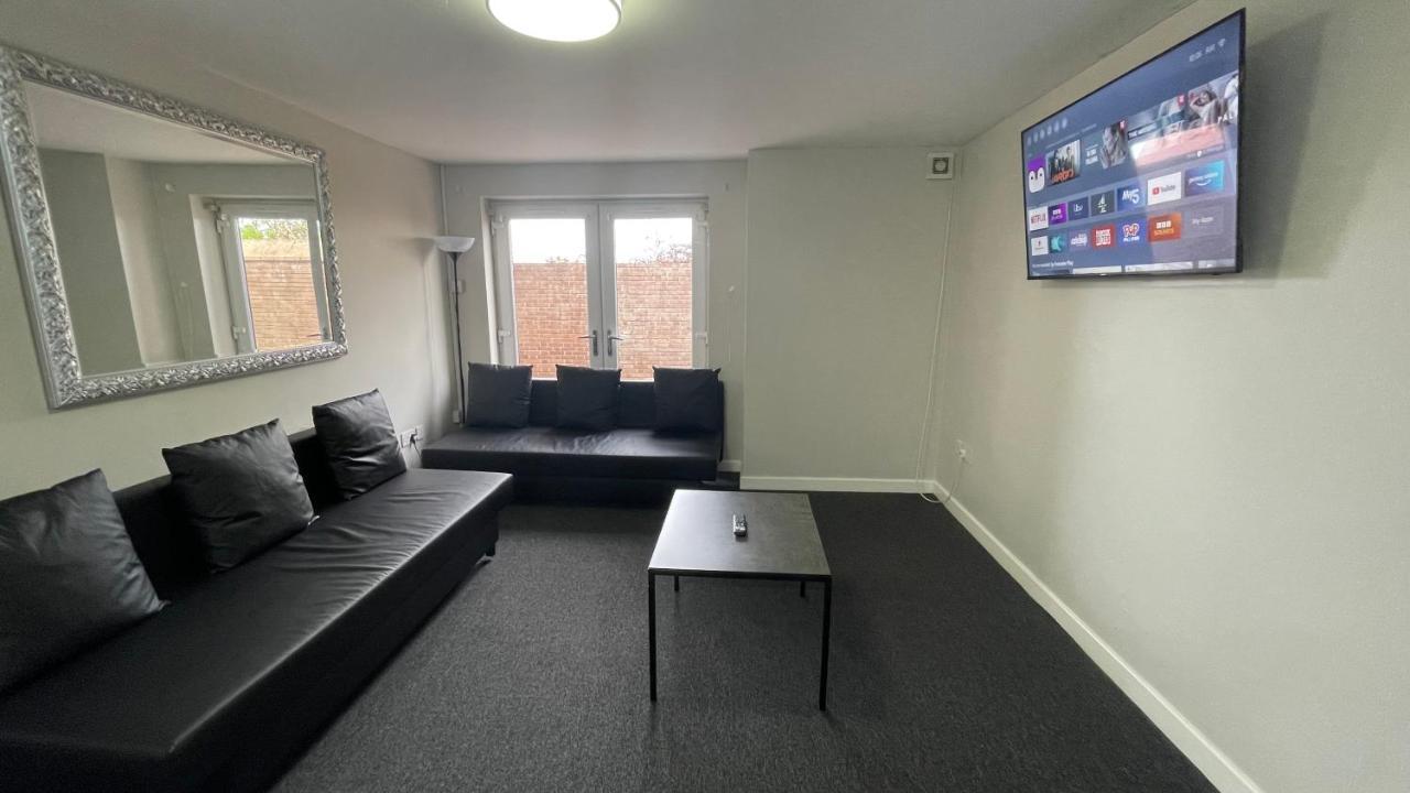 Mays Apartments - 102 Mill Street, Free Parking, 2 Minute Walk To Baltic Market And City Centre - Apartments Sleep 1-10 Guests Liverpool Dış mekan fotoğraf