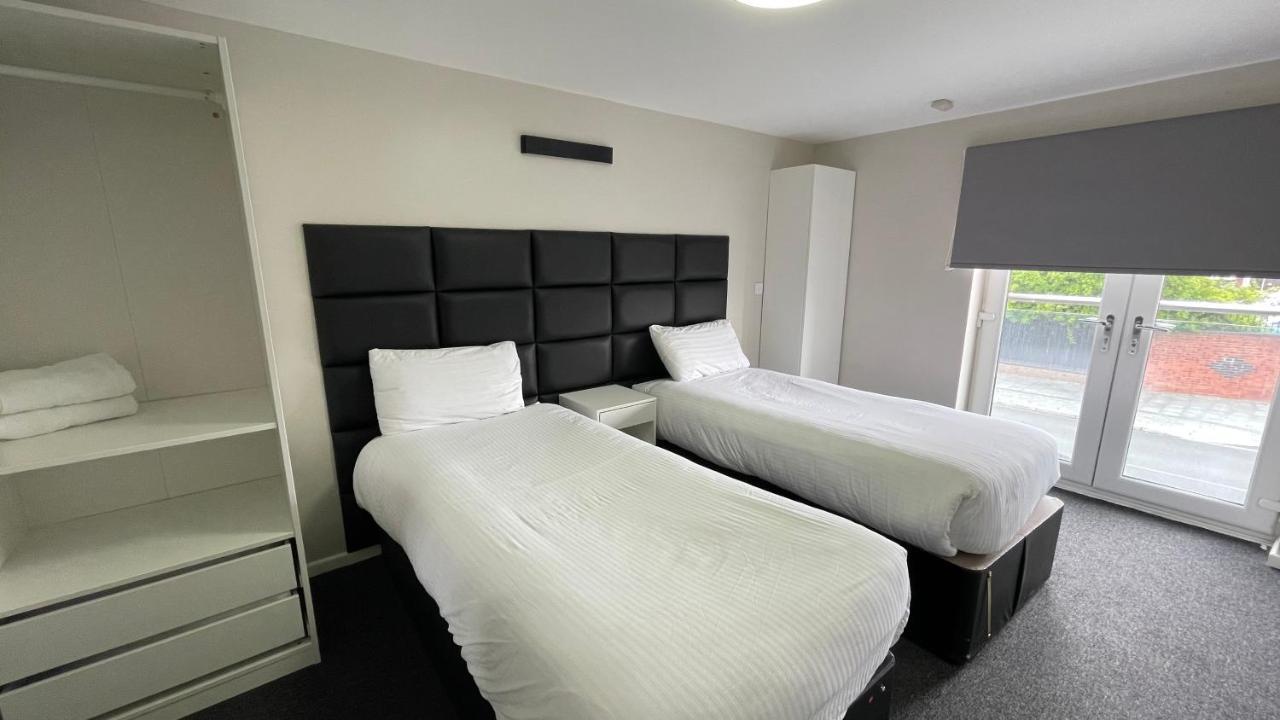 Mays Apartments - 102 Mill Street, Free Parking, 2 Minute Walk To Baltic Market And City Centre - Apartments Sleep 1-10 Guests Liverpool Dış mekan fotoğraf