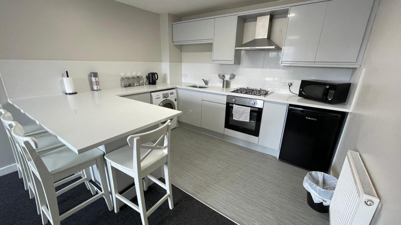 Mays Apartments - 102 Mill Street, Free Parking, 2 Minute Walk To Baltic Market And City Centre - Apartments Sleep 1-10 Guests Liverpool Dış mekan fotoğraf