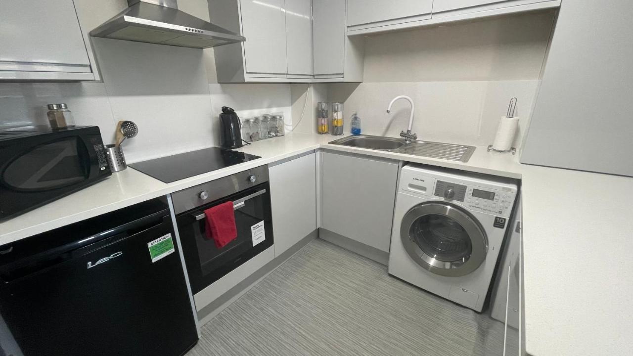 Mays Apartments - 102 Mill Street, Free Parking, 2 Minute Walk To Baltic Market And City Centre - Apartments Sleep 1-10 Guests Liverpool Dış mekan fotoğraf